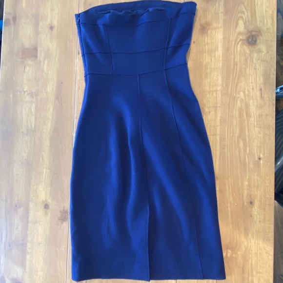 Susana Monaco Elegant Strapless Large Button Dress - Picture 3 of 7